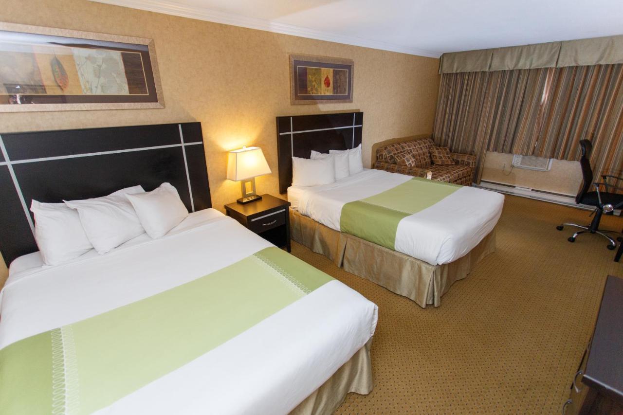 The George Dawson Inn & Conference Centre Dawson Creek Eksteriør bilde