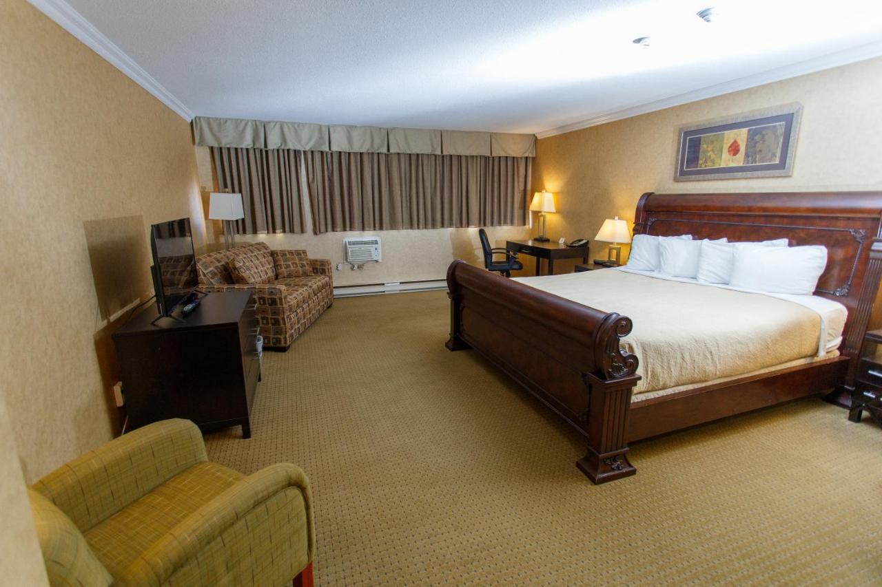 The George Dawson Inn & Conference Centre Dawson Creek Eksteriør bilde