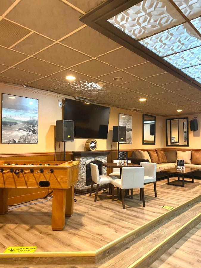 The George Dawson Inn & Conference Centre Dawson Creek Eksteriør bilde